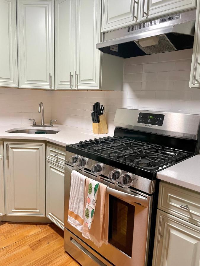 Modern Apartment With Parking & Quick Ride To Manhattan 뉴욕 외부 사진